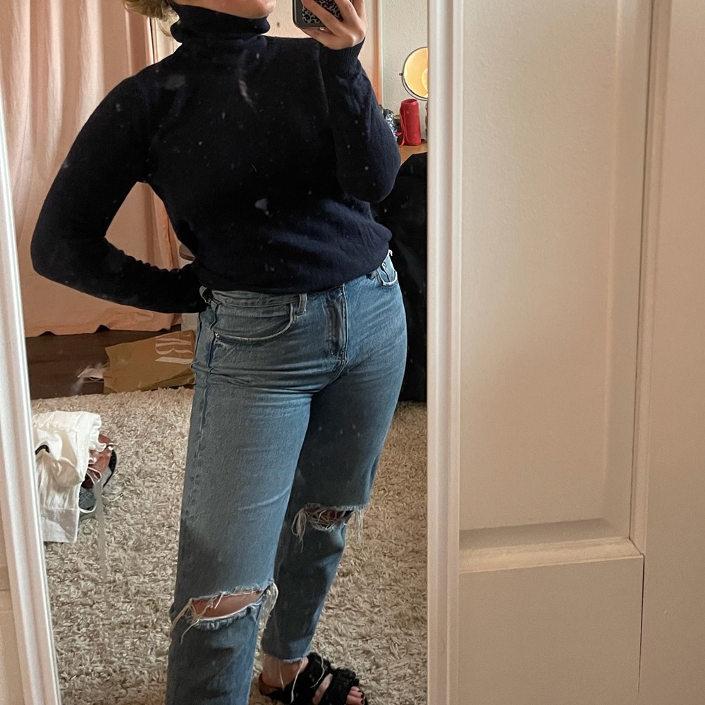 CASHMERE (TO DIE FOR) SWEATER
